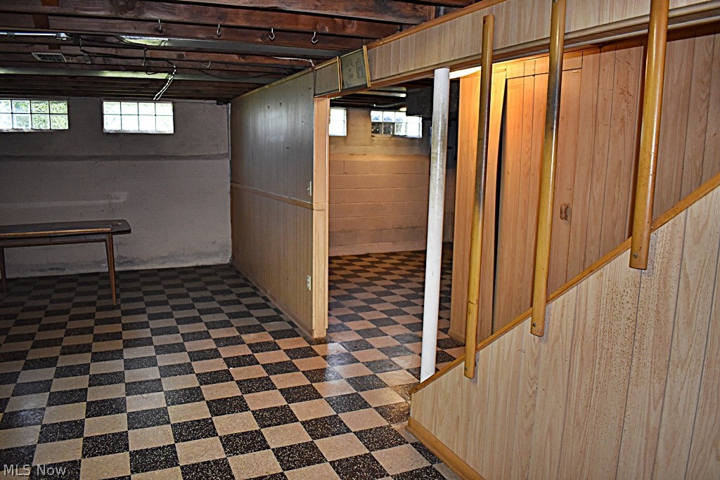 239 Paul Street Bedford OH 44146