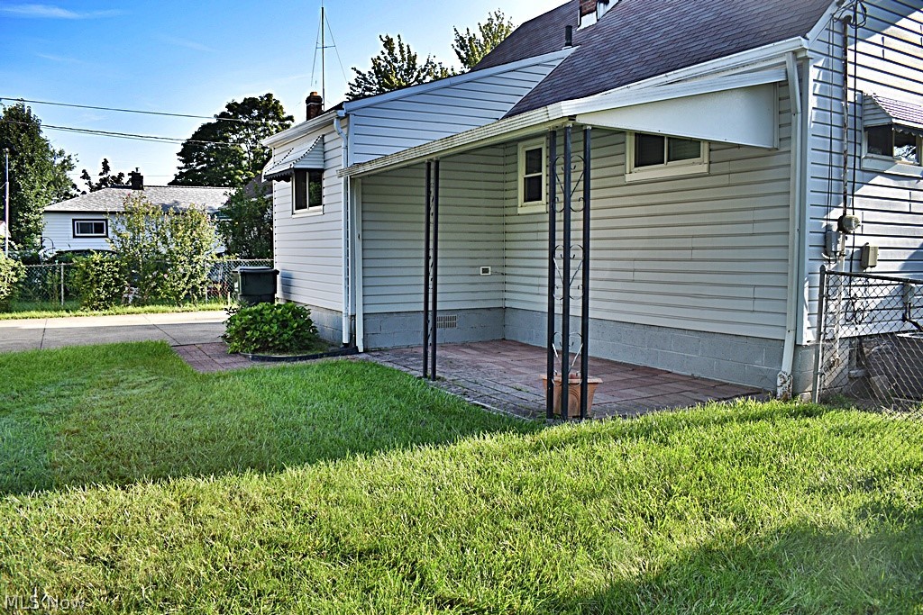 239 Paul Street Bedford OH 44146