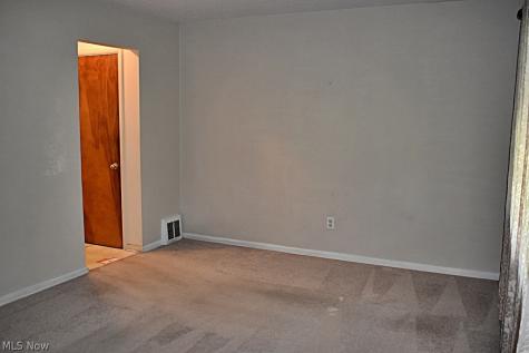 239 Paul Street Bedford OH 44146