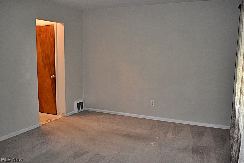 239 Paul Street Bedford OH 44146