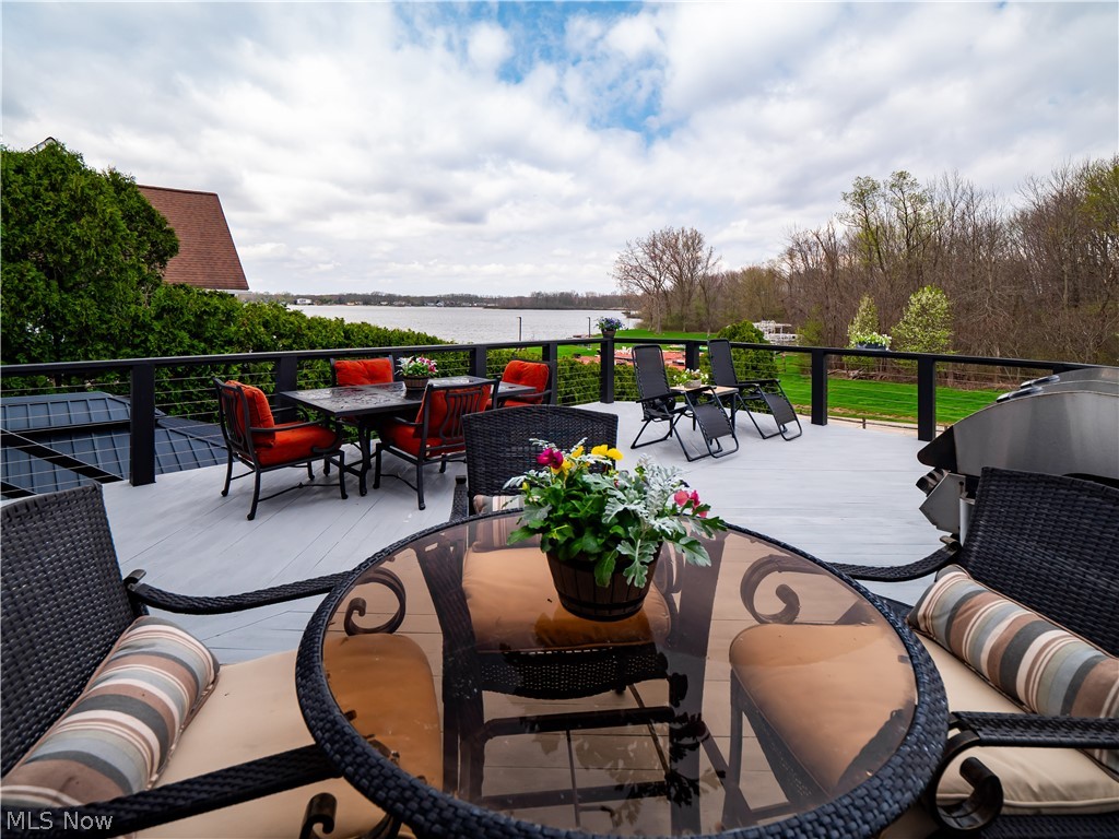 900 Rock Creek Drive Aurora OH 44202