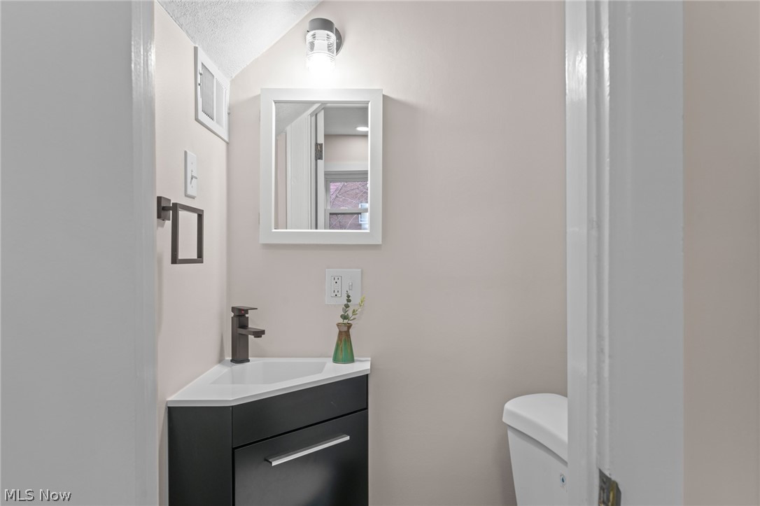 815 Broad Boulevard Cuyahoga Falls OH 44221