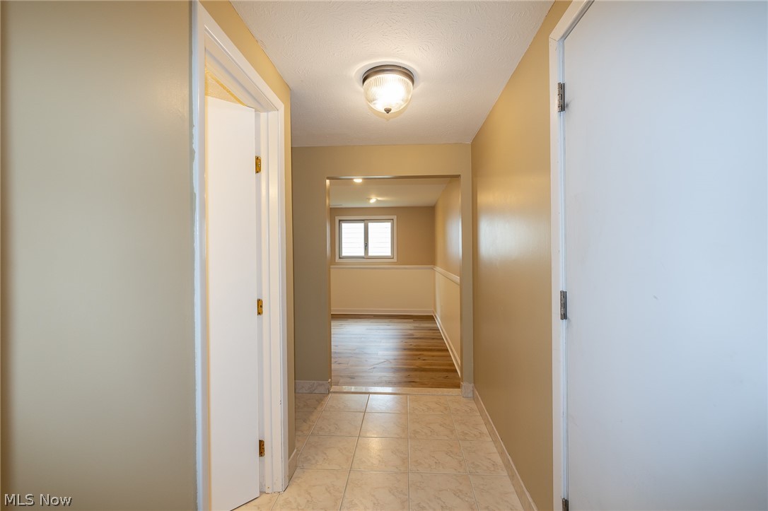 4668 Azalea Lane North Olmsted OH 44070