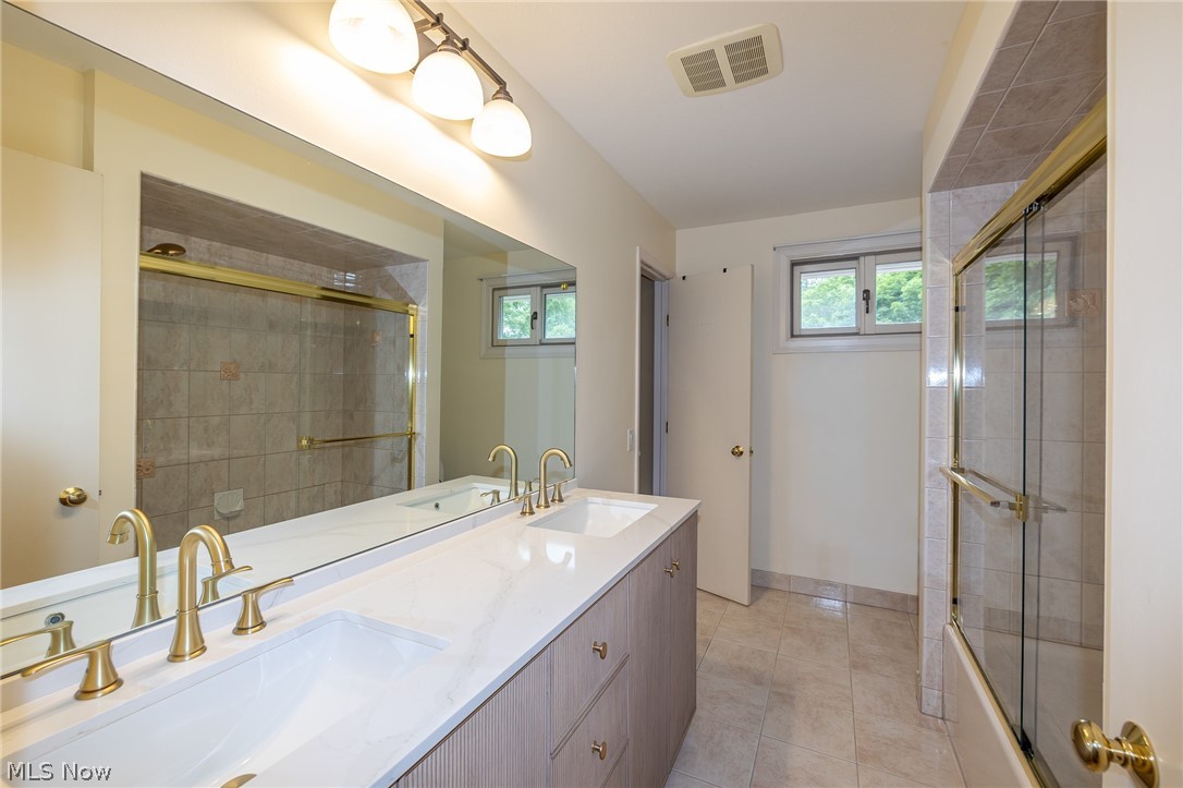 4668 Azalea Lane North Olmsted OH 44070