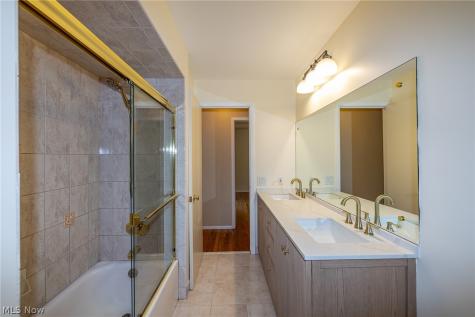 4668 Azalea Lane North Olmsted OH 44070