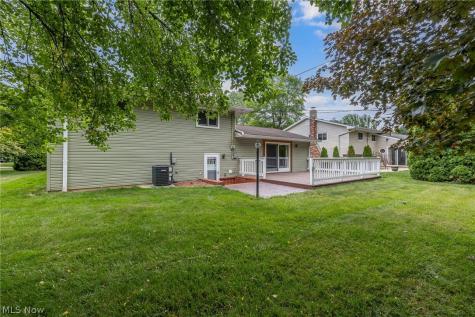 4668 Azalea Lane North Olmsted OH 44070