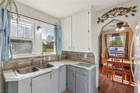 53 Bellevue Street Rittman OH 44270