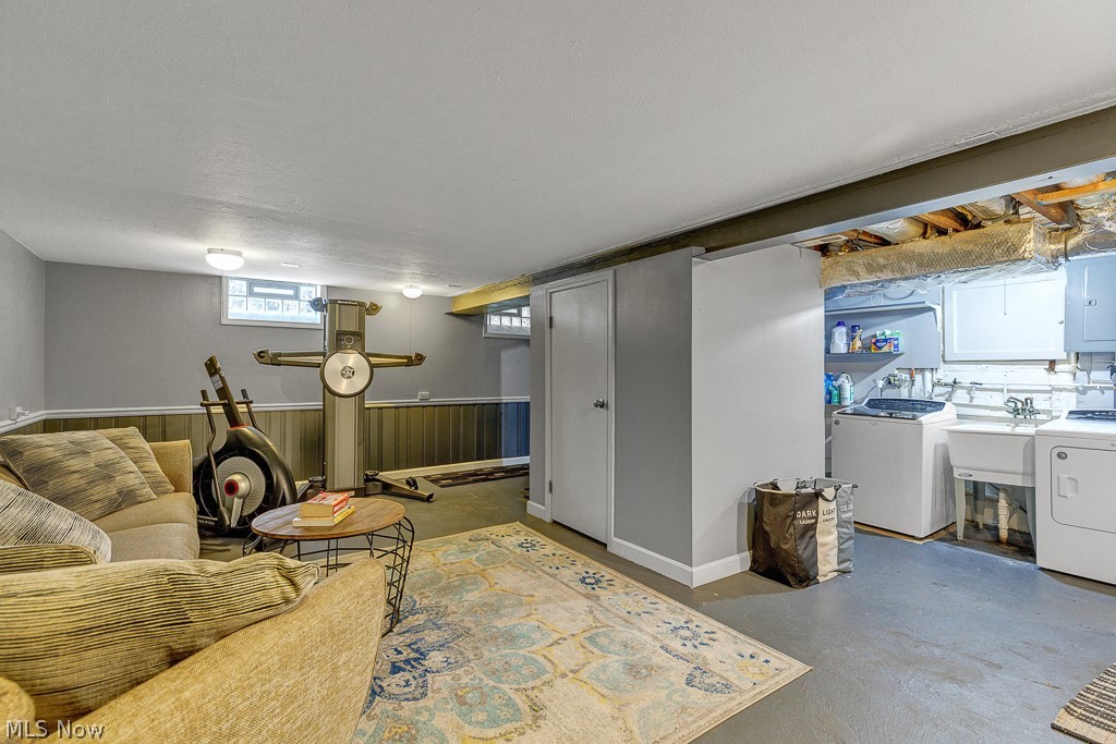 4855 Edsal Drive Lyndhurst OH 44124
