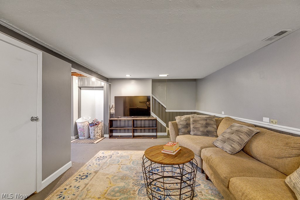 4855 Edsal Drive Lyndhurst OH 44124