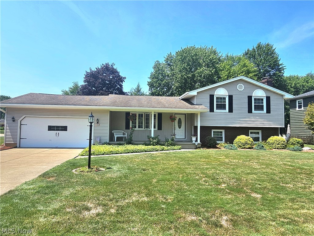 8394 Four Seasons Trail Youngstown OH 44514