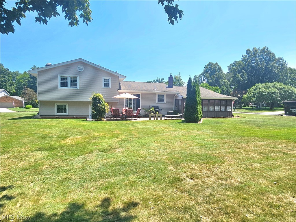 8394 Four Seasons Trail Youngstown OH 44514