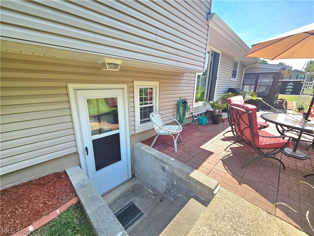 8394 Four Seasons Trail Youngstown OH 44514