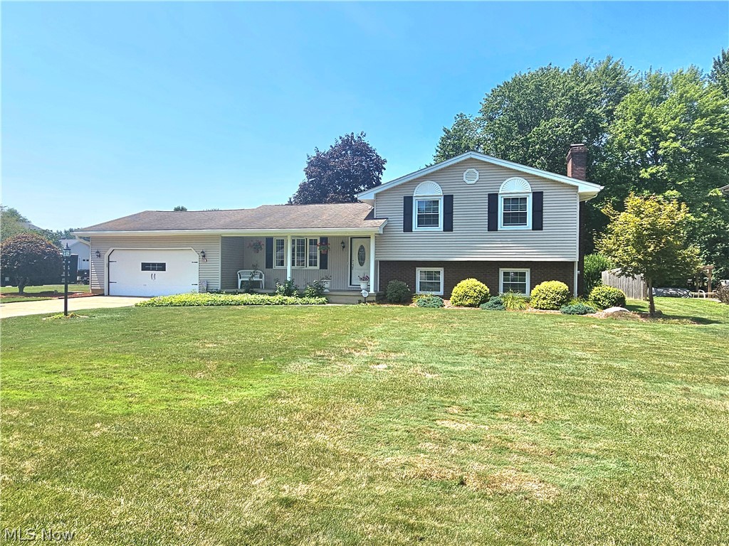 8394 Four Seasons Trail Youngstown OH 44514