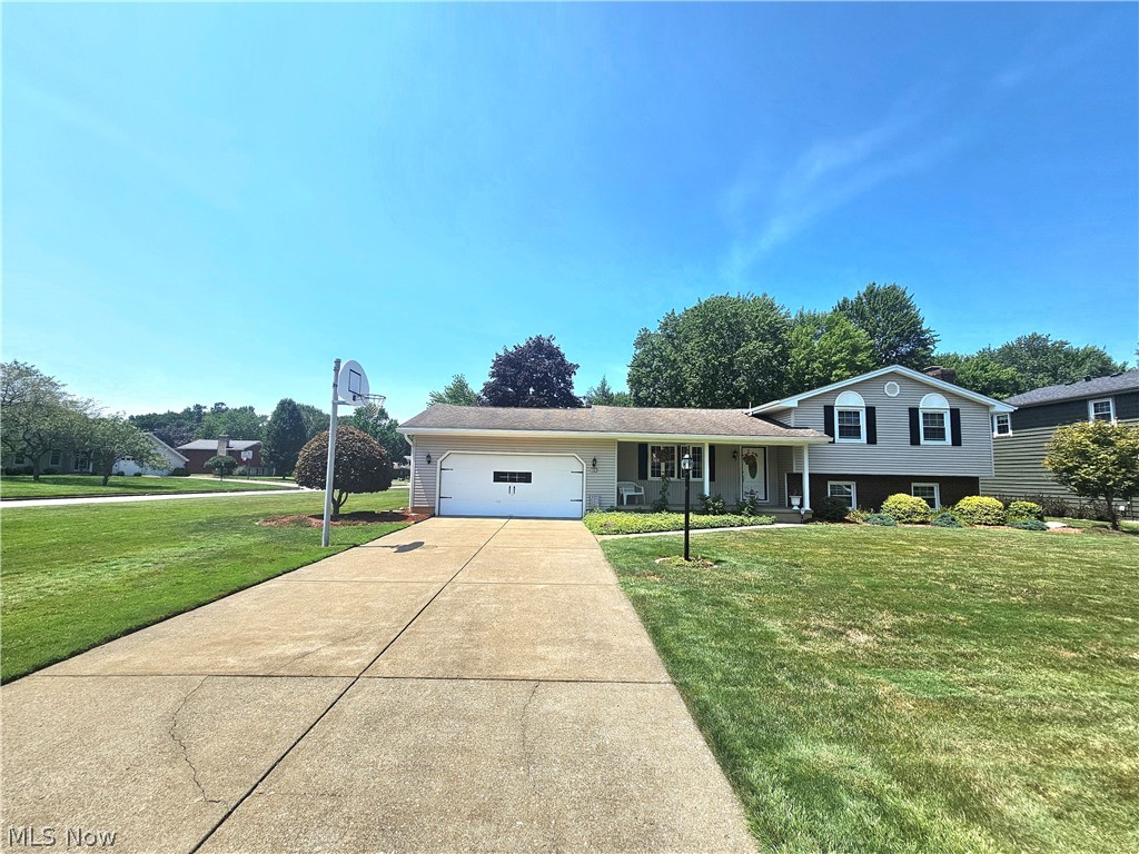8394 Four Seasons Trail Youngstown OH 44514