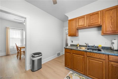 9106 Connecticut Avenue Cleveland OH 44105