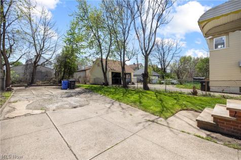 9106 Connecticut Avenue Cleveland OH 44105