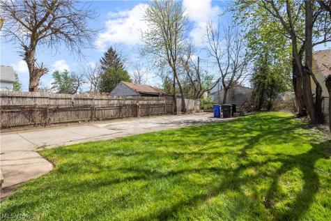 9106 Connecticut Avenue Cleveland OH 44105