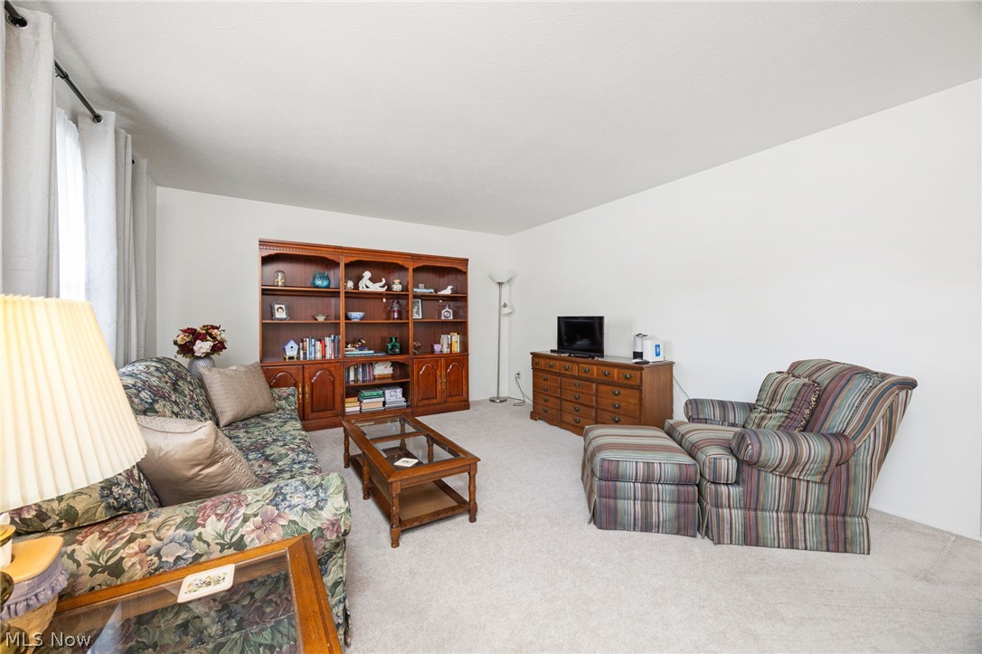 2357 Woodpark Road Akron OH 44333