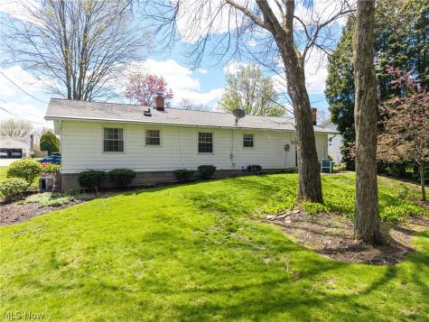 2357 Woodpark Road Akron OH 44333