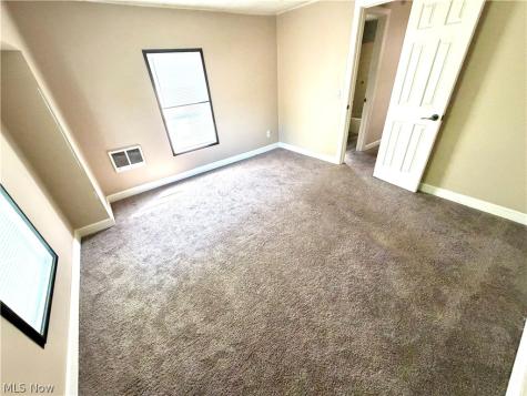 215 Sheldon Avenue Marietta OH 45750