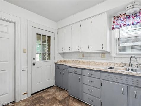 190 E Brookside Avenue Akron OH 44301