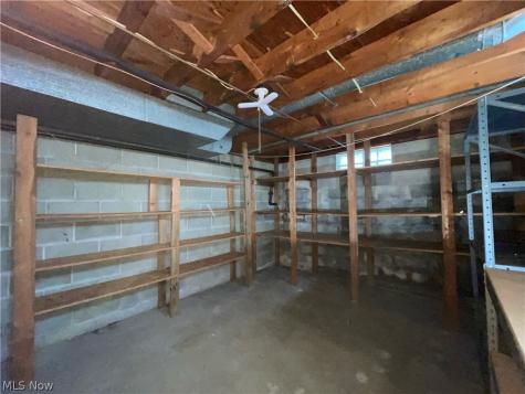 686 Shook Road Akron OH 44319