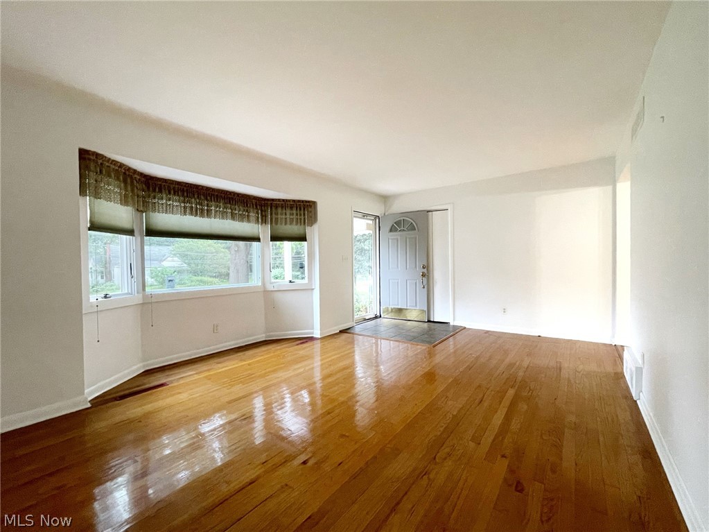 686 Shook Road Akron OH 44319