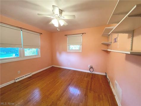 686 Shook Road Akron OH 44319