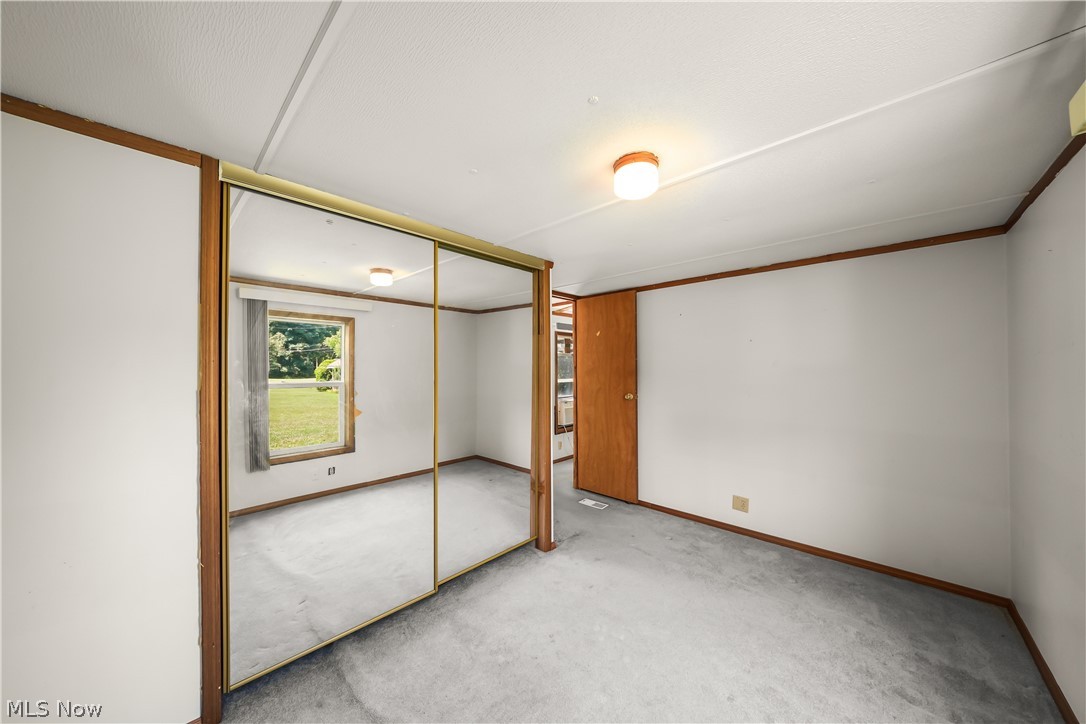 10748 Woodard Road Deerfield OH 44411