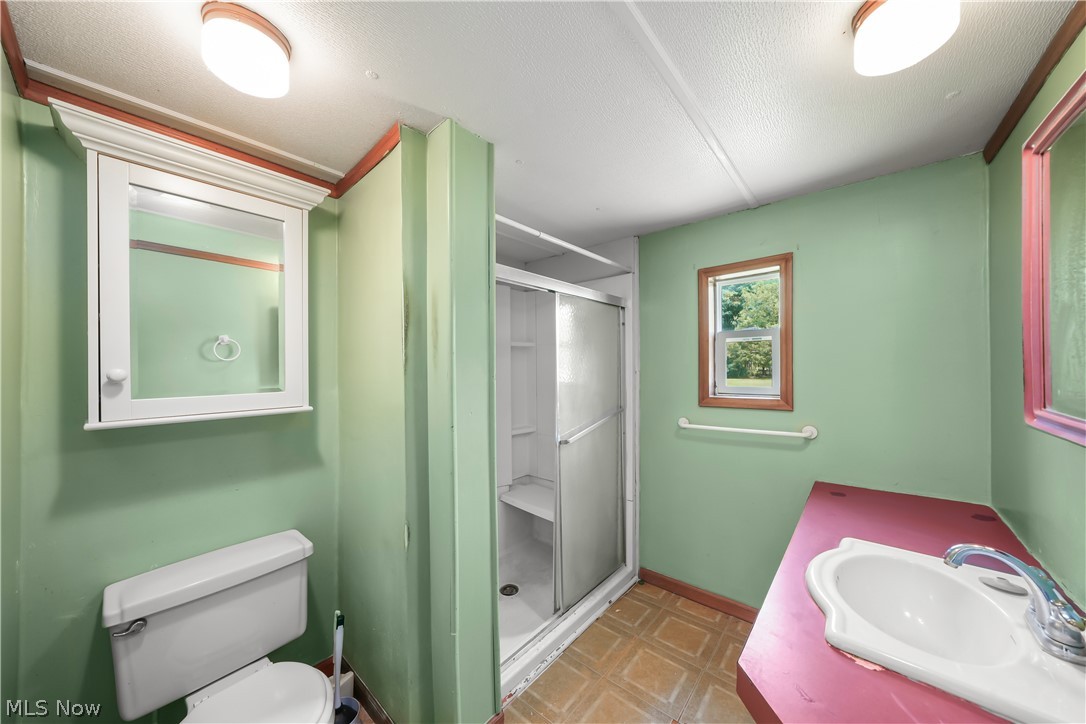 10748 Woodard Road Deerfield OH 44411