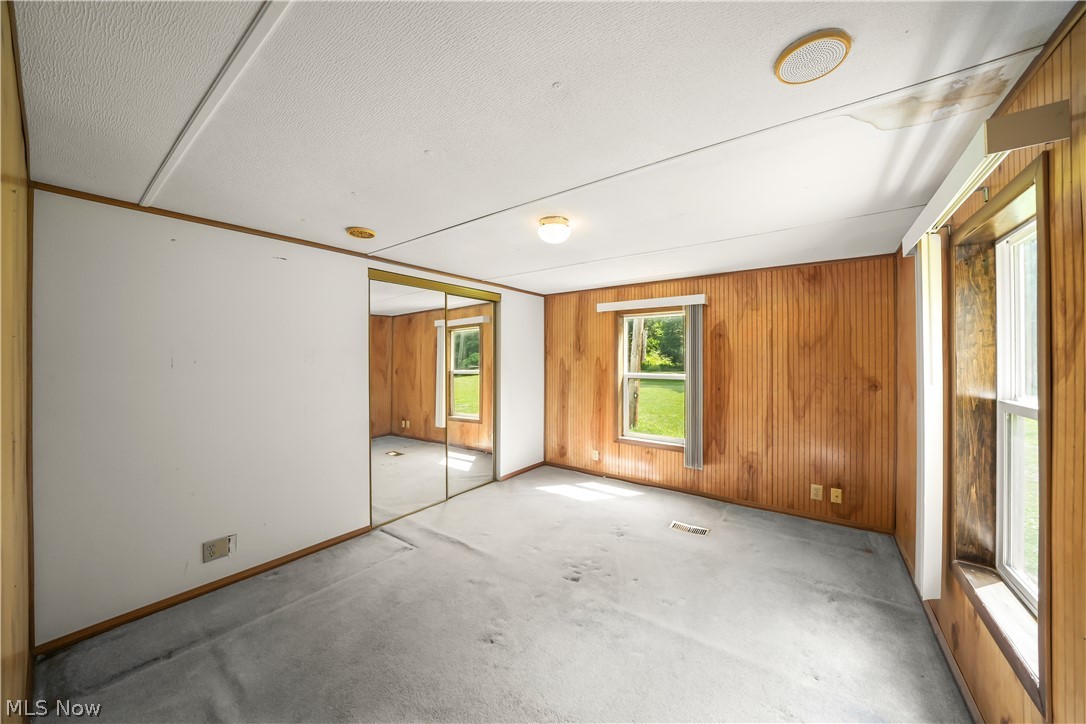 10748 Woodard Road Deerfield OH 44411