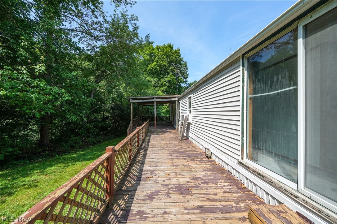 10748 Woodard Road Deerfield OH 44411