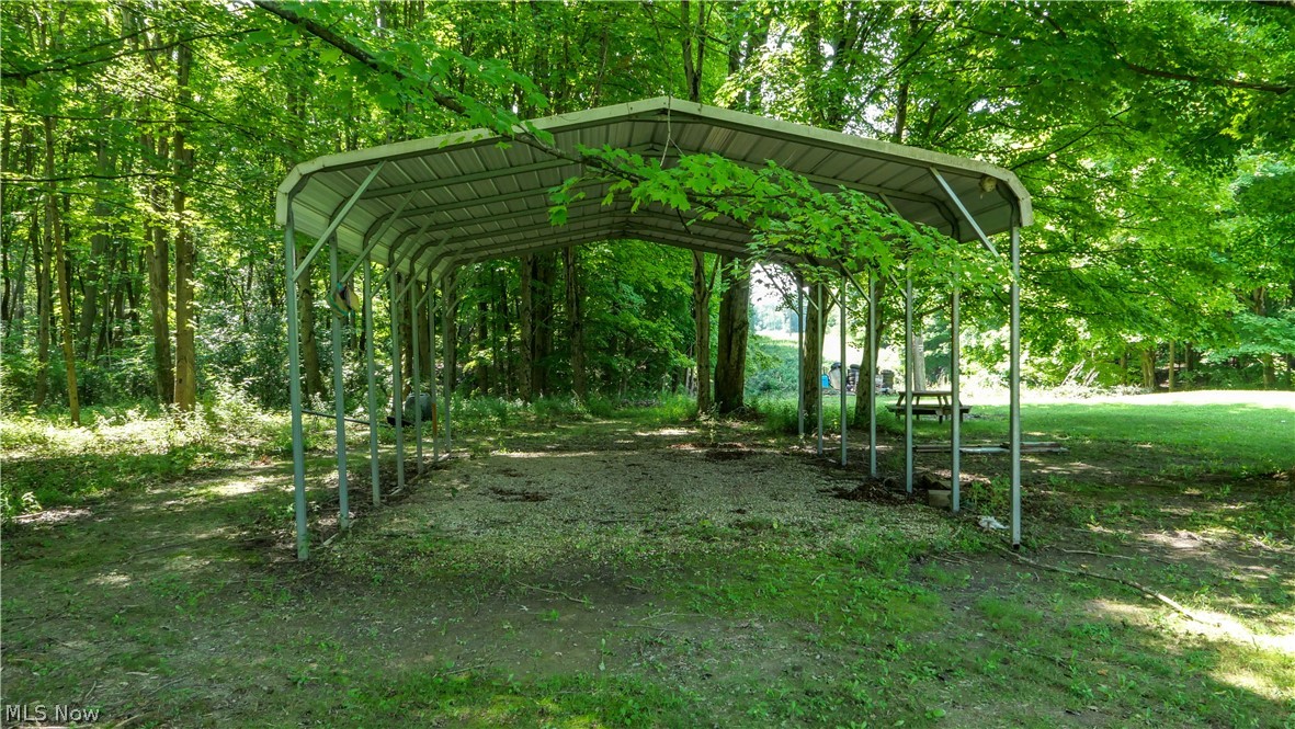 10748 Woodard Road Deerfield OH 44411