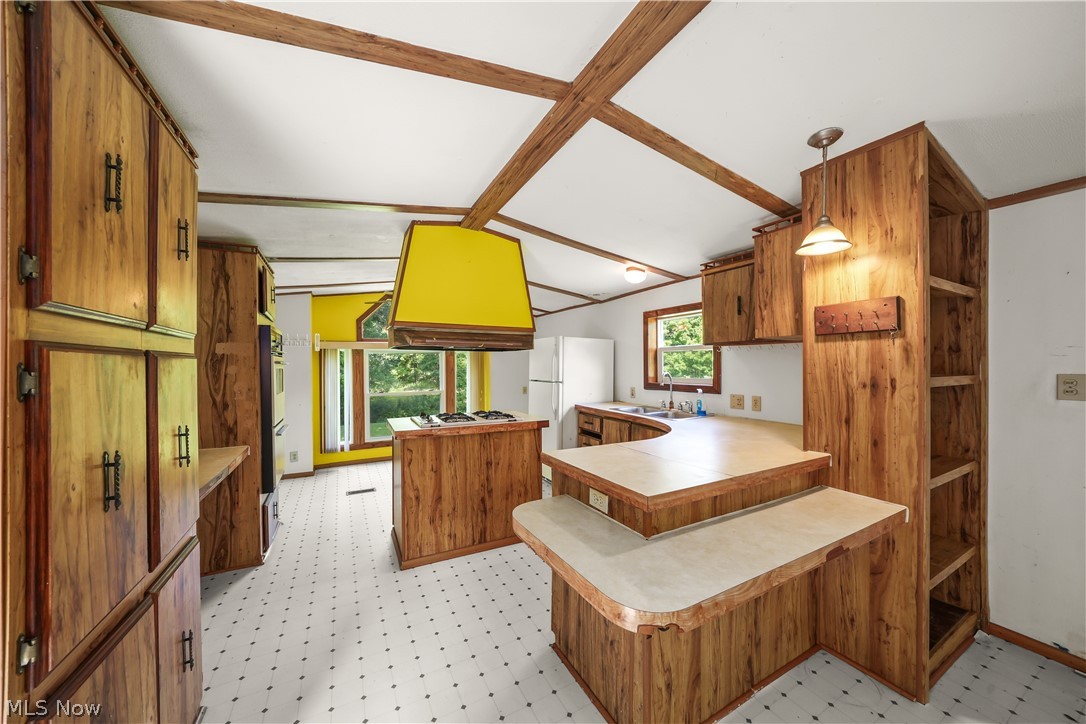 10748 Woodard Road Deerfield OH 44411