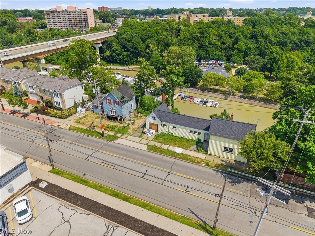 1587 Wooster Road Rocky River OH 44116