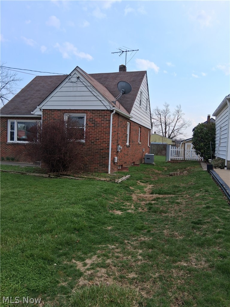 944 Donald Avenue Akron OH 44306