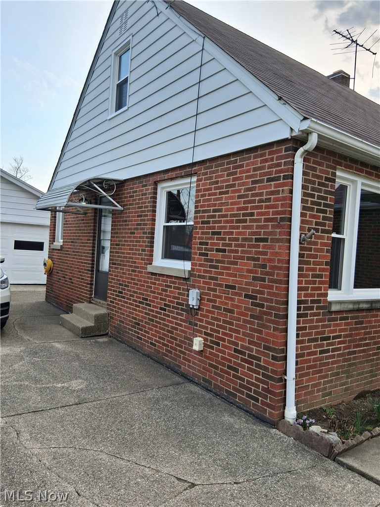 944 Donald Avenue Akron OH 44306