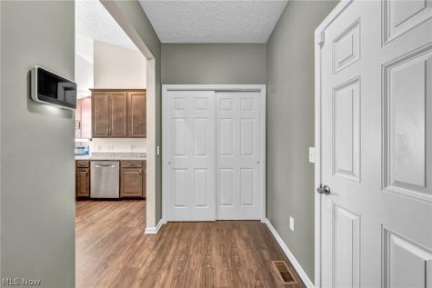 6517 Tree Top Place North Ridgeville OH 44039