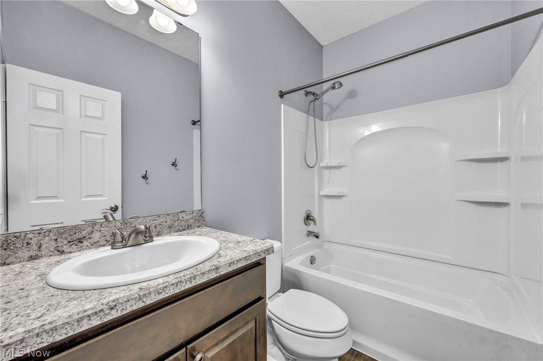 6517 Tree Top Place North Ridgeville OH 44039