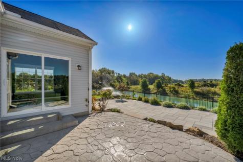 6517 Tree Top Place North Ridgeville OH 44039