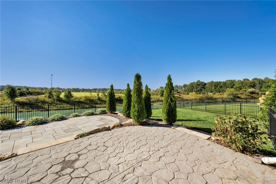 6517 Tree Top Place North Ridgeville OH 44039