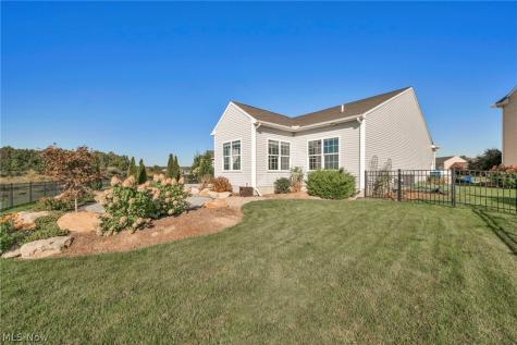 6517 Tree Top Place North Ridgeville OH 44039