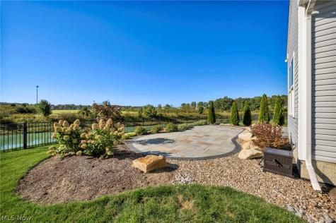 6517 Tree Top Place North Ridgeville OH 44039