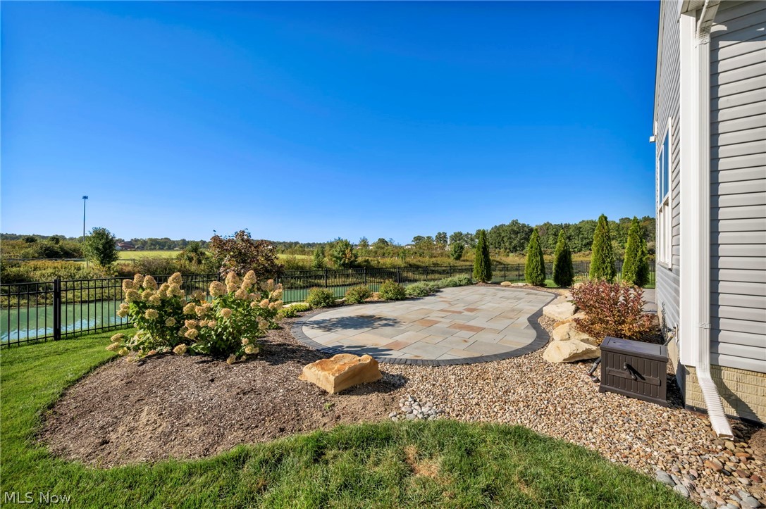6517 Tree Top Place North Ridgeville OH 44039