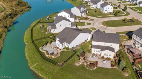 6517 Tree Top Place North Ridgeville OH 44039