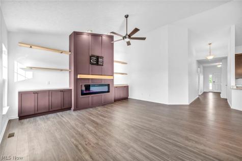 6517 Tree Top Place North Ridgeville OH 44039