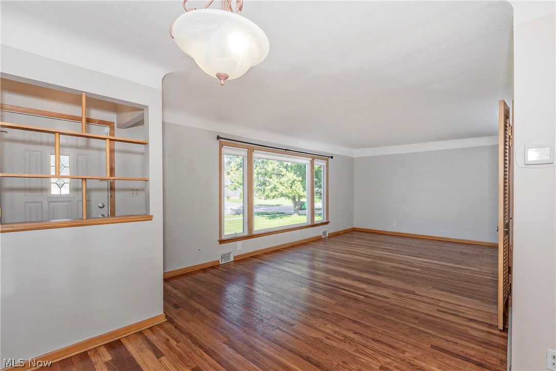 1673 Chelmsford Road Mayfield Heights OH 44124