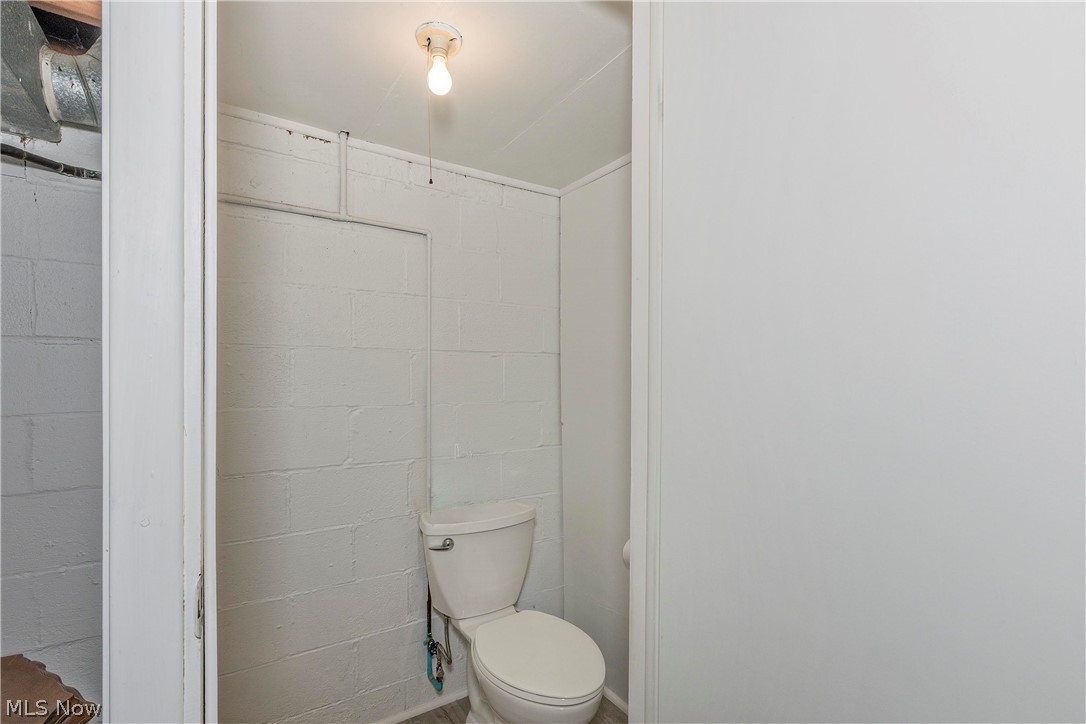 1673 Chelmsford Road Mayfield Heights OH 44124