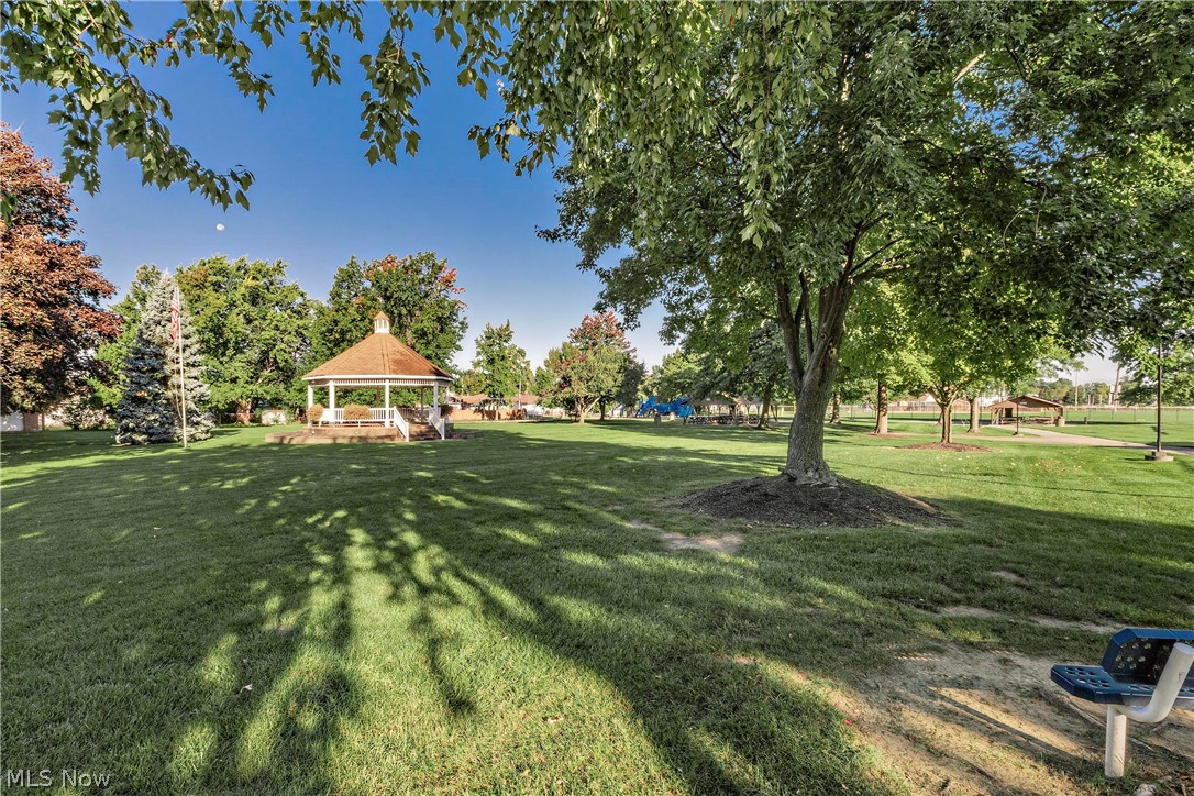 1673 Chelmsford Road Mayfield Heights OH 44124