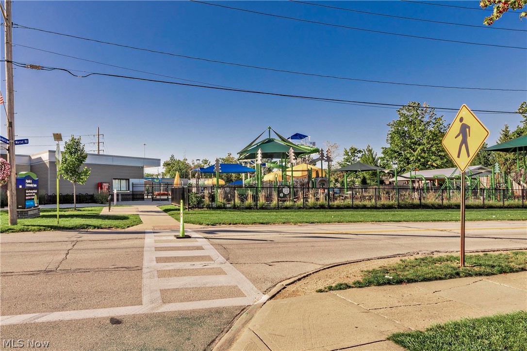 1673 Chelmsford Road Mayfield Heights OH 44124